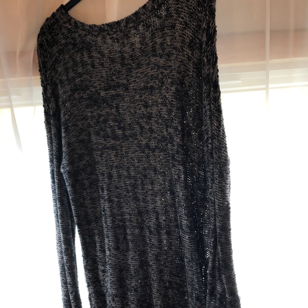 Large sweater - Picture 4 of 5